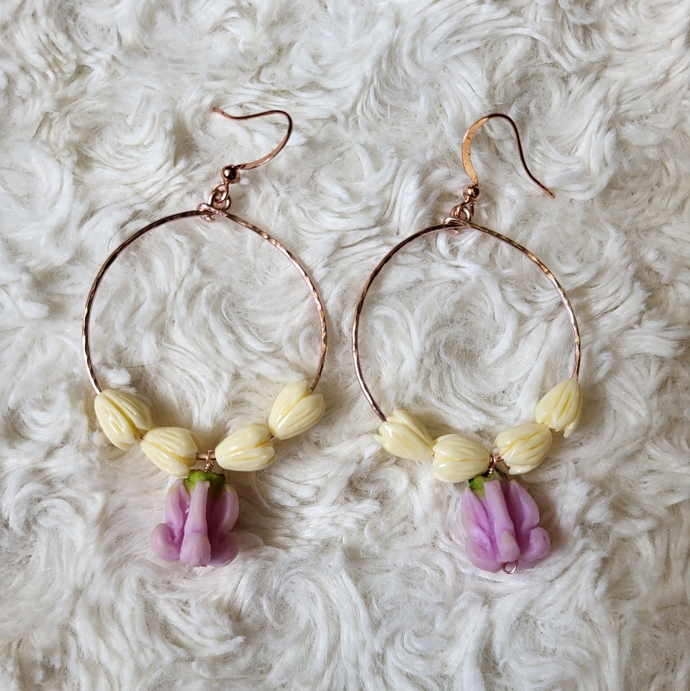 Elegant Floral Hoop Earrings in Gold and Purple